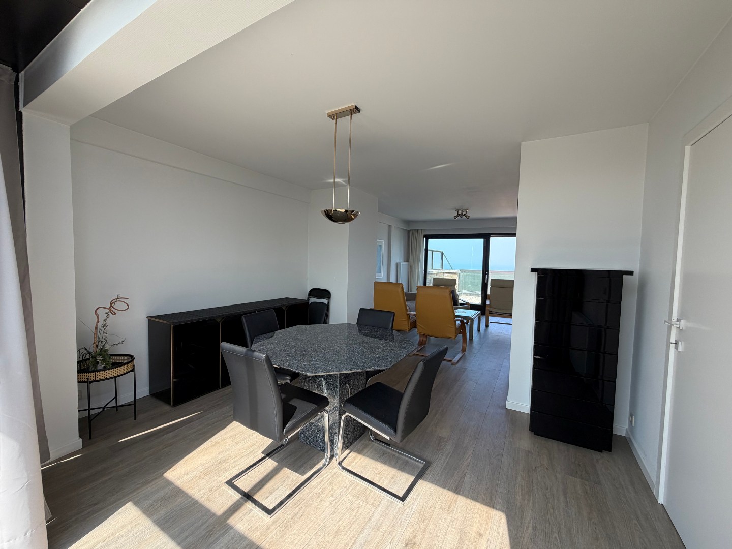 Apartment for rent in Koksijde with 2 bedrooms - photo 2