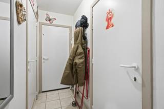 Op een rustige ligging, in groene omgeving, vindt u dit gemeubeld appartement met balkon aan voor- en achterzijde.Het appartement is ingedeeld als...