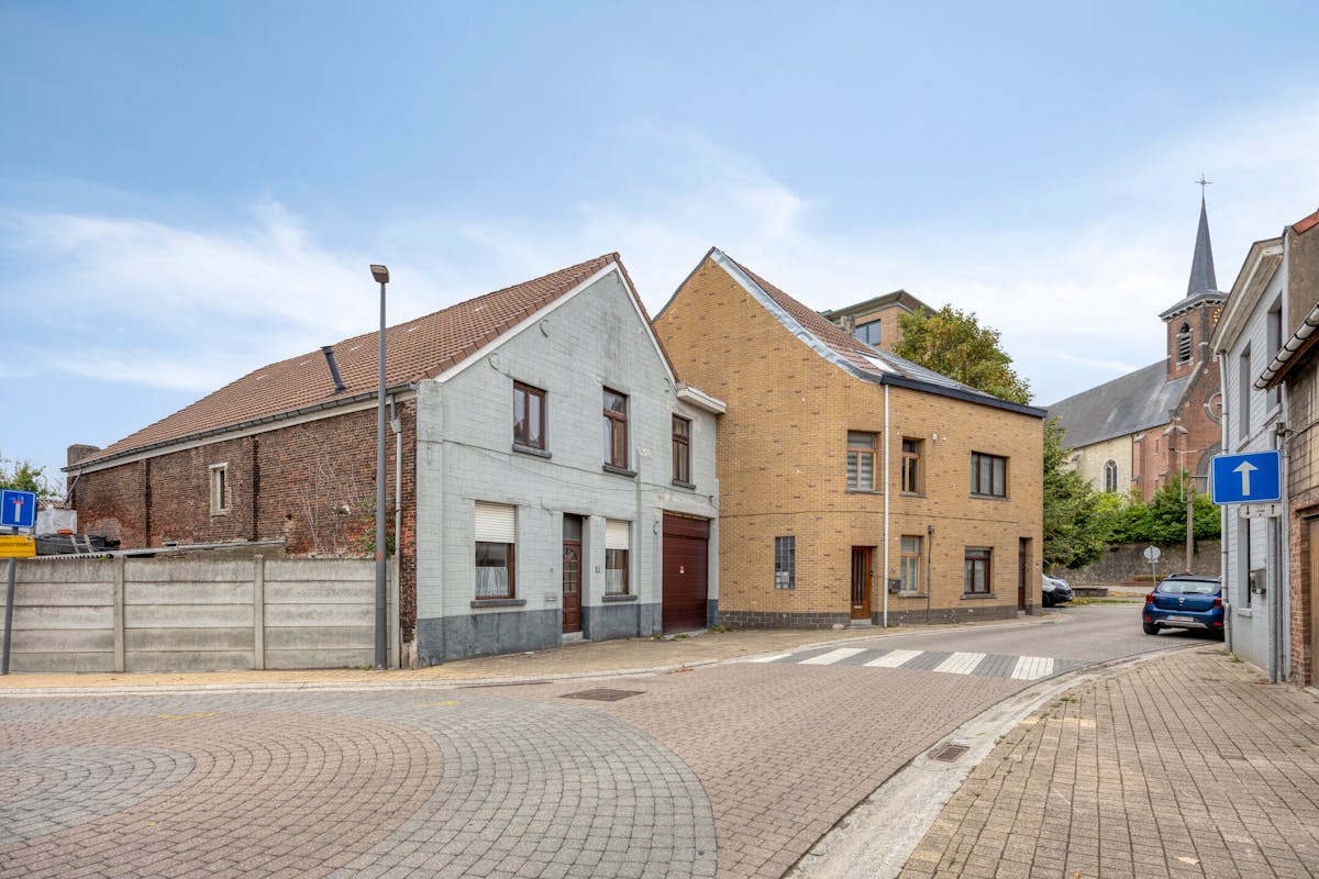 Te renoveren driegevelwoning met 4 kamers, grote tuin en werkplaats in Grimbergen - foto 5