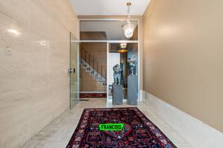 Droomt u van een ruime en comfortabele woning die perfect aansluit bij het moderne gezinsleven? Dan is deze bijzondere woning in Wevelgem precies...