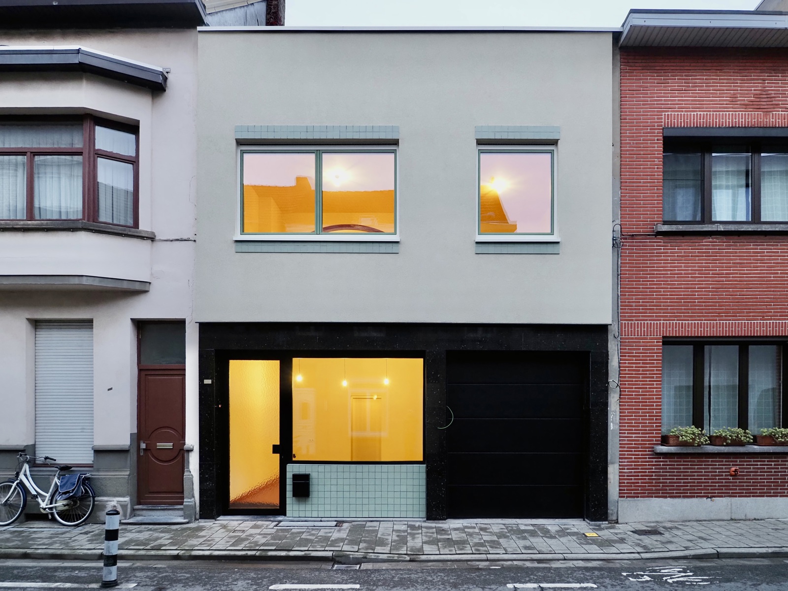 Instapklaar duplexappartement met 2 slpk &amp; polyval. ruimte - foto 2