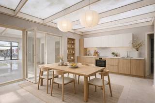 Ligging:Het pand is gelegen in Godhuishammeke 4A, een goed bereikbare locatie in Gent met een aangename mix van residentiële en commerciële...