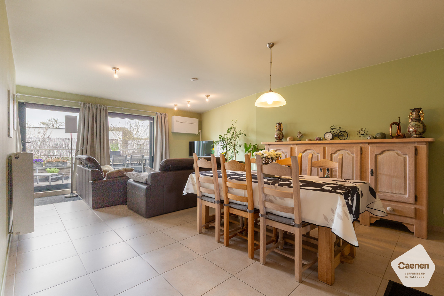 Modern duplexappartement in Sint-Joris met 3 slaapkamers , staanplaats en zonnig terras! - foto 4