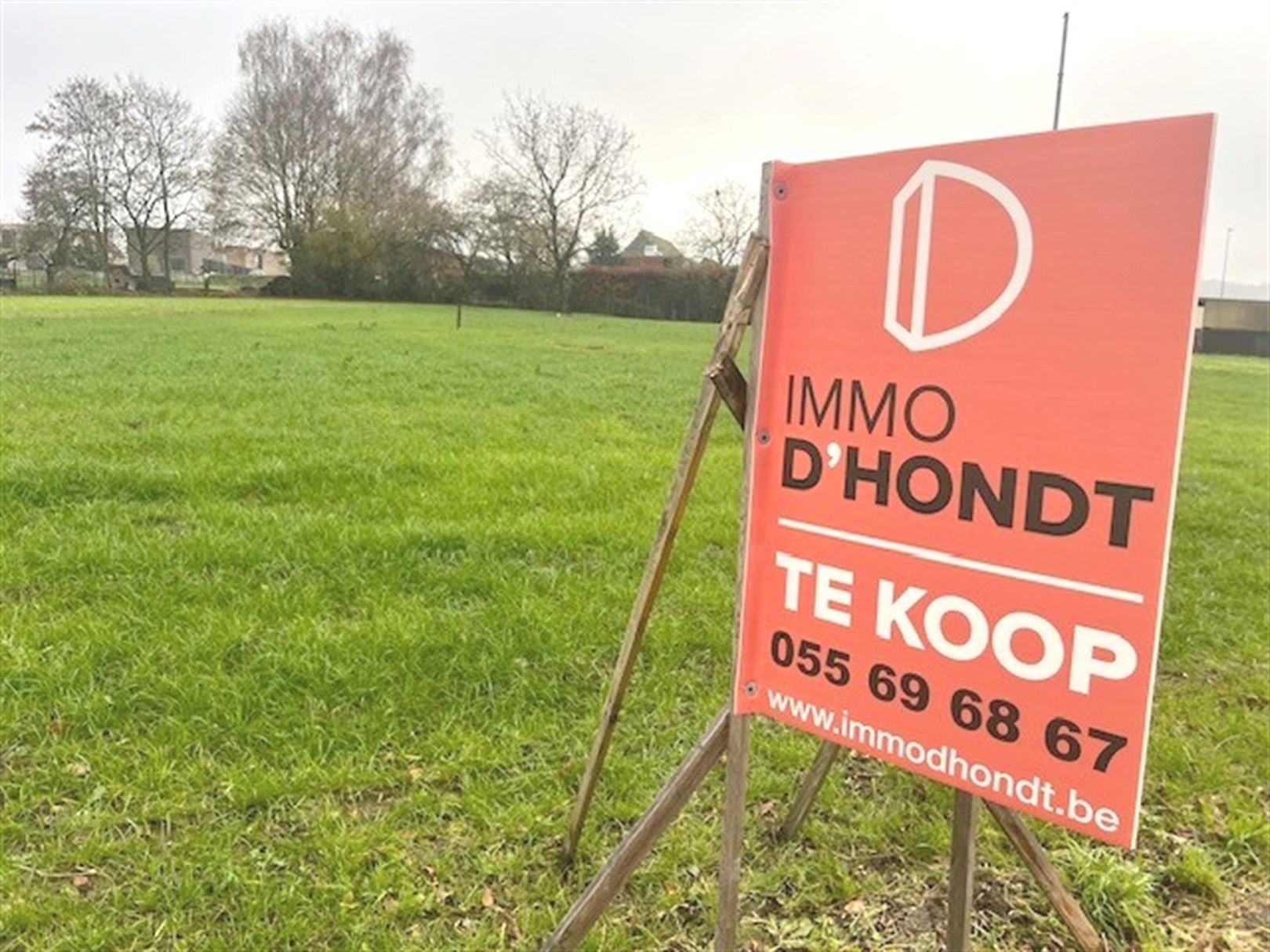 Mooi gelegen bouwgrond - foto 1