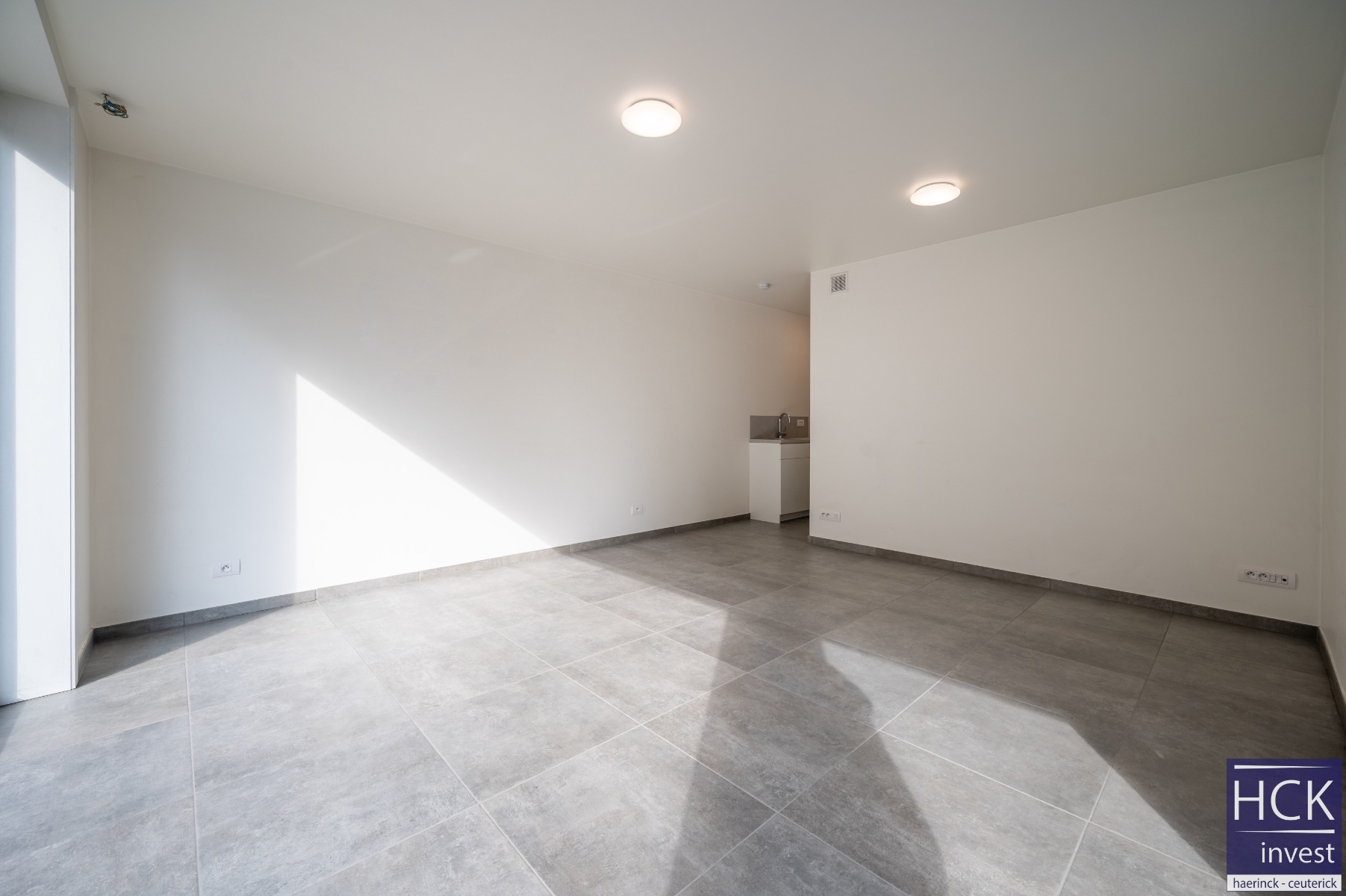 WAREGEM - Commerciële ruimte (winkel of bureel) op topligging! - foto 5