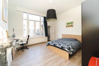 PLAN UW BEZOEK VIA VOLGENDE LINK: https://listed.mijnhuurprofiel.be/whise/7600066Wonen in de chiqueste winkelstraat van Antwerpen?De gekende...