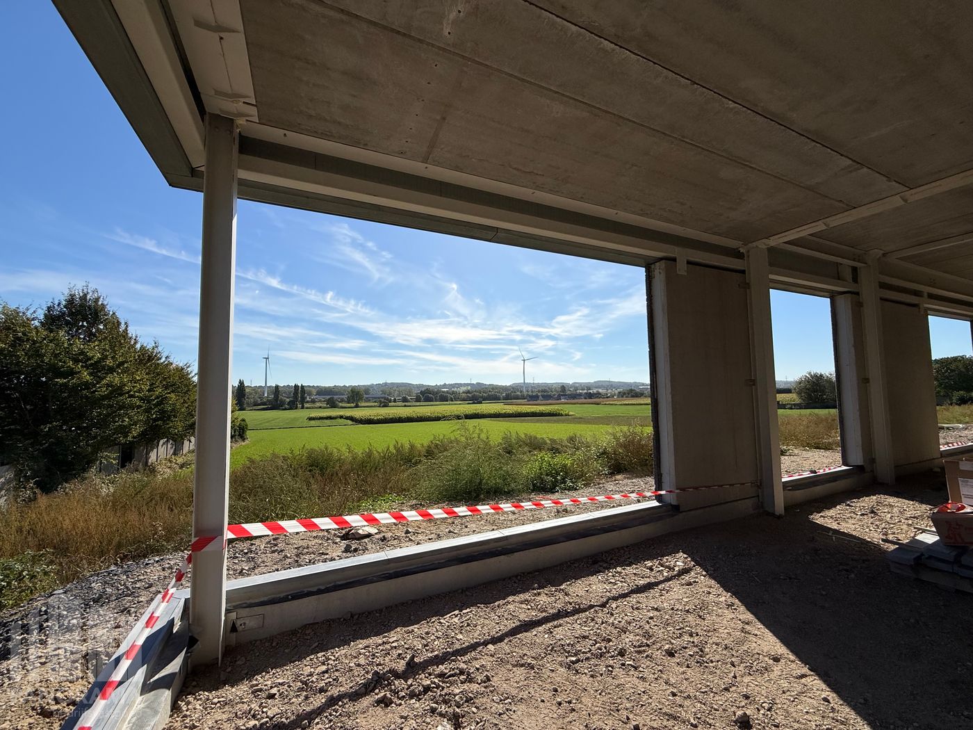 Unité PME neuve de 504 m² avec mezzanine de 108 m² à seulement 2,5 km du Ring R0 - photo 5