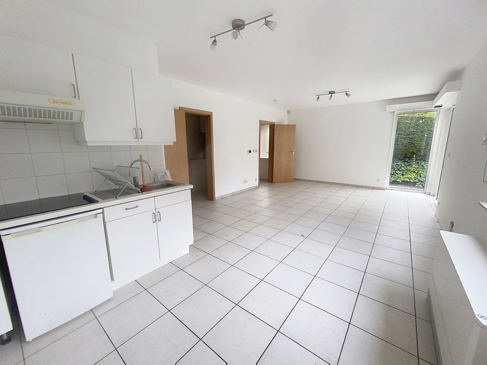 Rustig gelegen kantoorruimte - foto 2