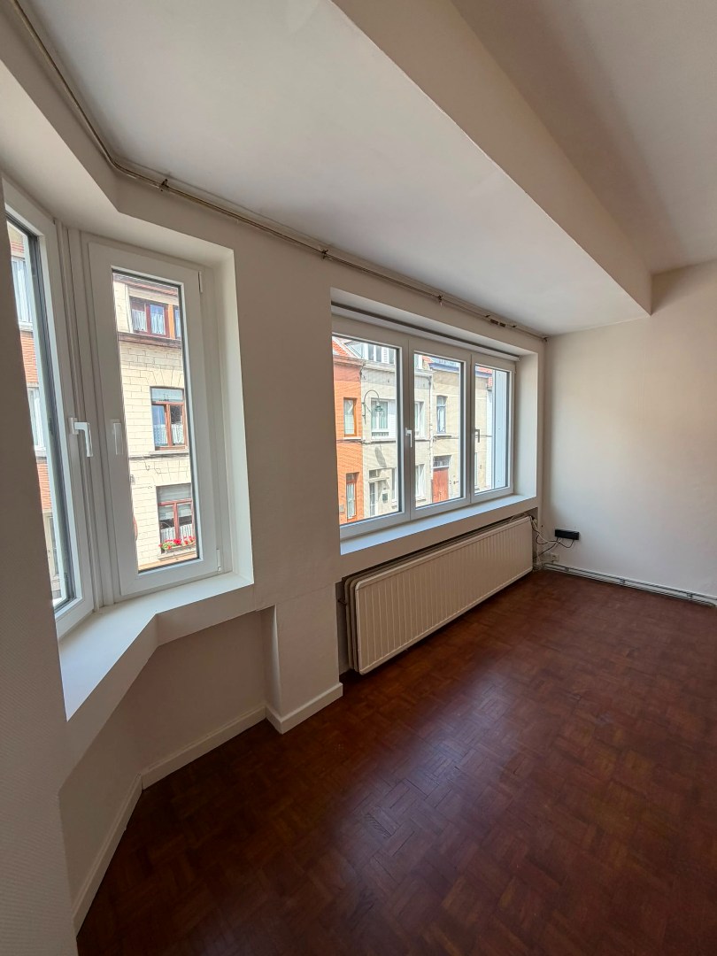 Centraal gelegen studio - nabij Brugmann ziekenhuis - foto 4