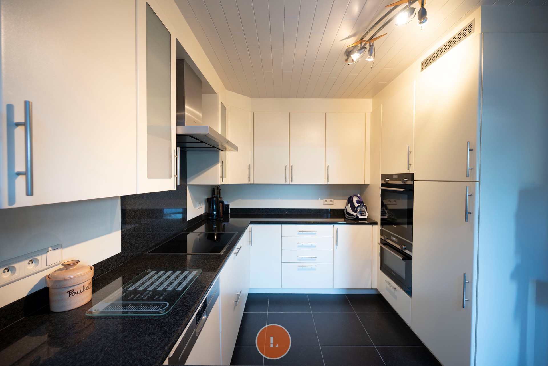 Goed onderhouden instapklare woning met garage - foto 4