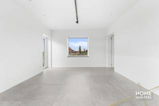 Deze gezinswoning huisvest zich in het landelijke Noordschote, in de driehoek Ieper - Diksmuide - Veurne.De woning is op de gelijkvloerse verdieping...