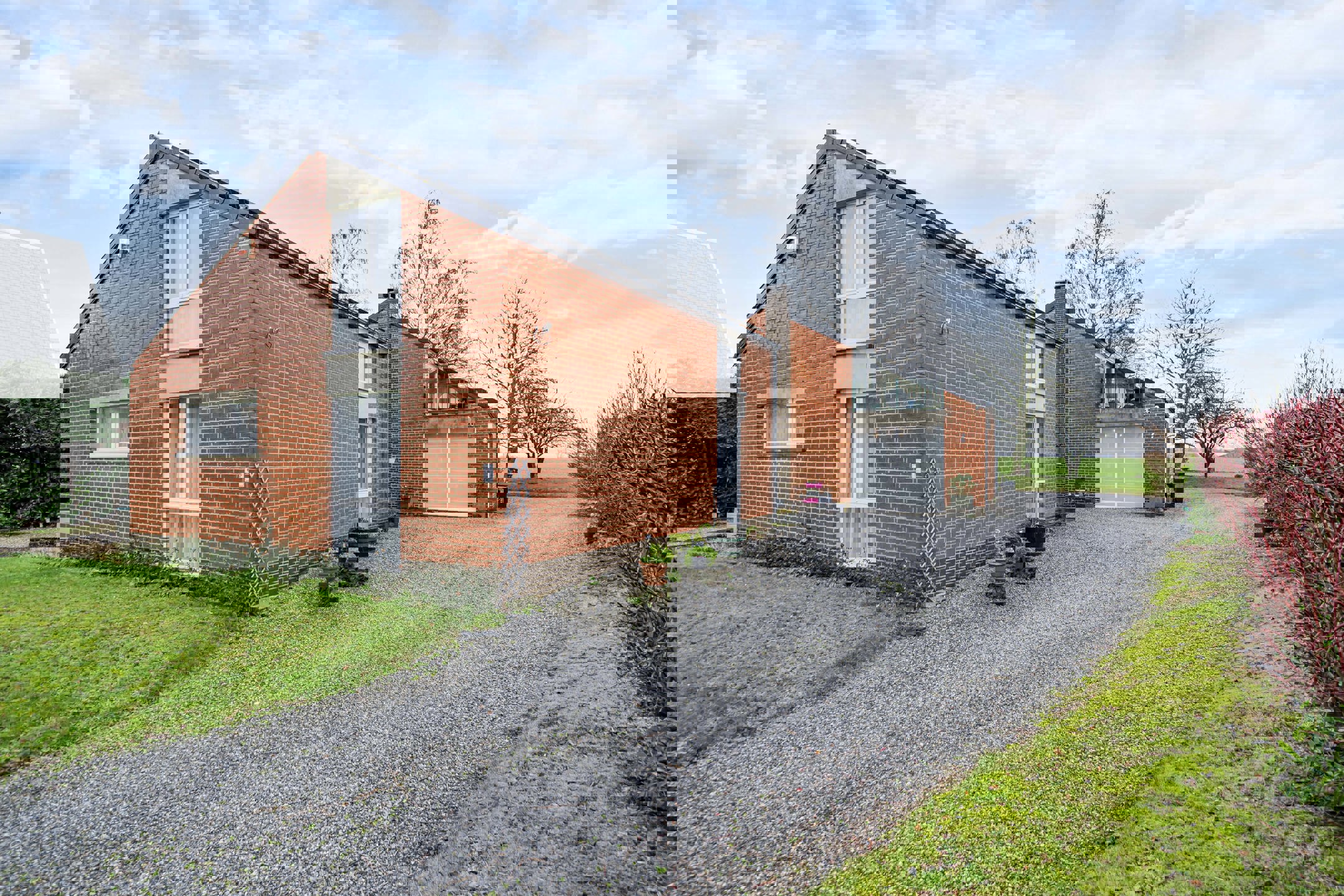 House for sale in Fleurus with 4 bedrooms - photo 2