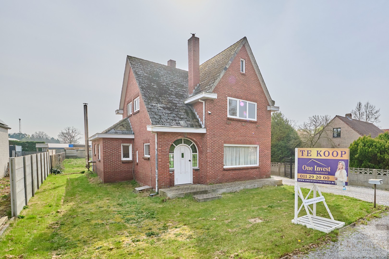 Te renoveren vrijstaande woning met 3 slaapkamers op ruim perceel - foto 5