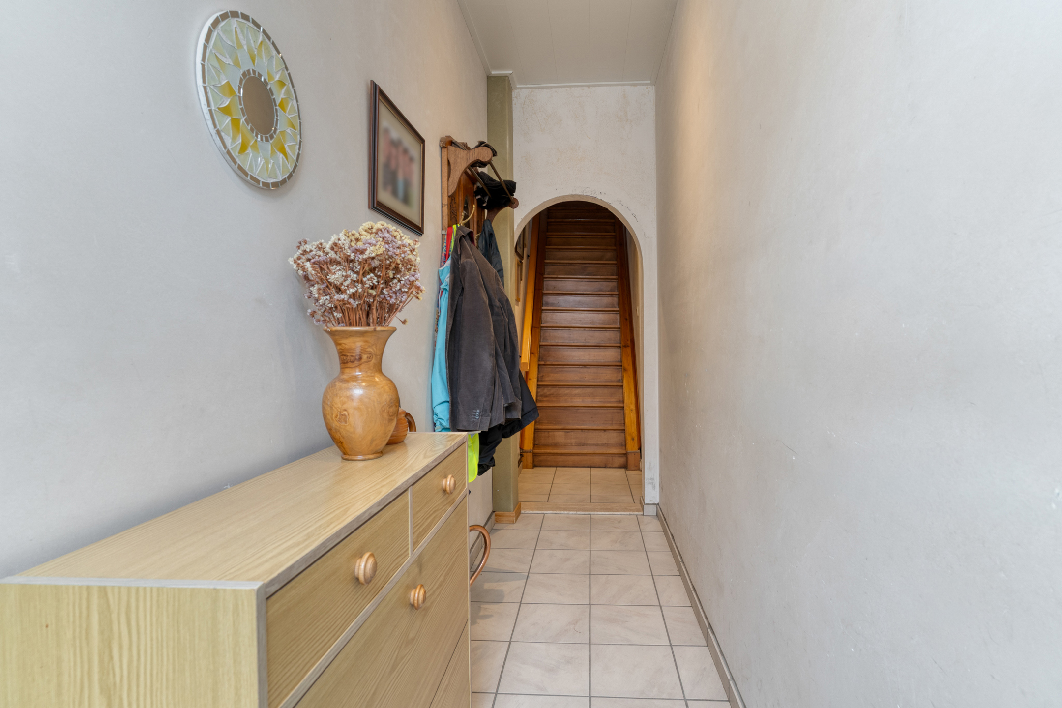 Centraal gelegen woning met 4 à 5 slaapkamers en ruime tuin - foto 5