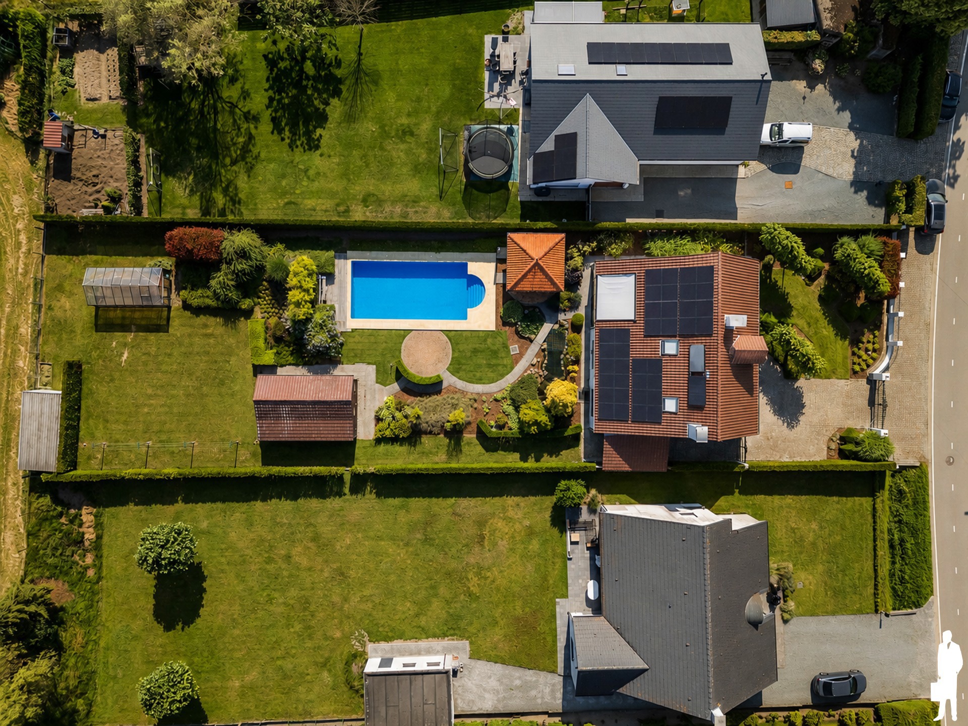 Rustig gelegen villa met zwembad op perceel van 1.488 m². - foto 4