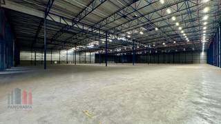 Ruime en moderne logistieke magazijnen op een strategische locatie in Willebroek, aan het Zeekanaal Brussel-Willebroek en vlakbij de A12 en...