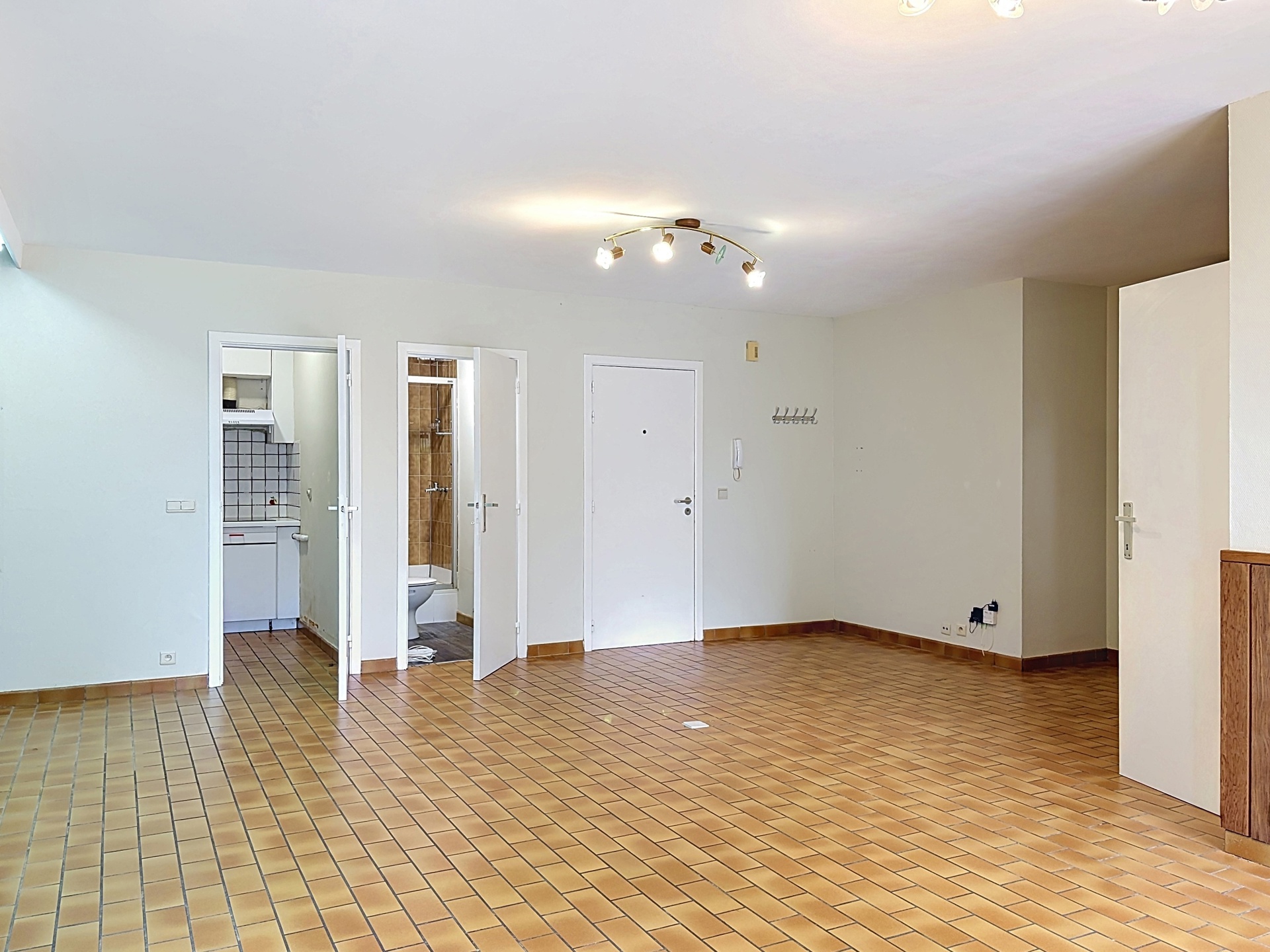 Appartement à louer à La Louvière avec 1 chambre - photo 4