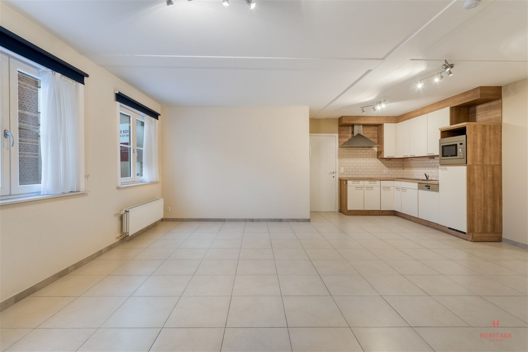 Gelijkvloers appartement met 2 slaapkamers in Lotenhulle - foto 1