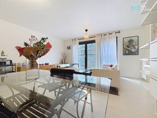 Te huur – Appartement met 2 slaapkamers en terras in SchaerbeekBezoeken op donderdag van 14u tot 17u, met of zonder afspraak!Gelegen op de 2de...