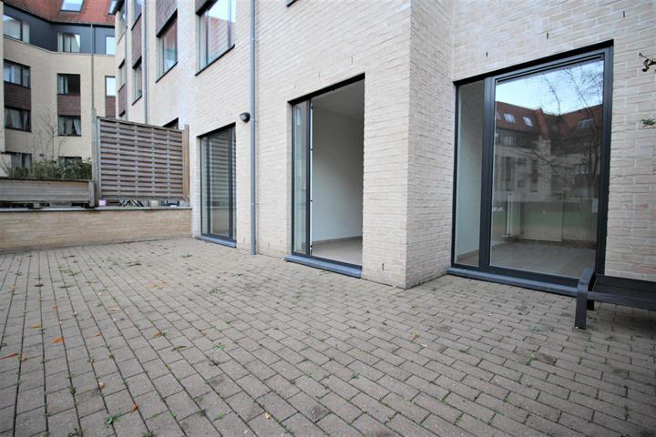 Apartment for rent in Woluwe-Saint-Lambert with 3 bedrooms - photo 3