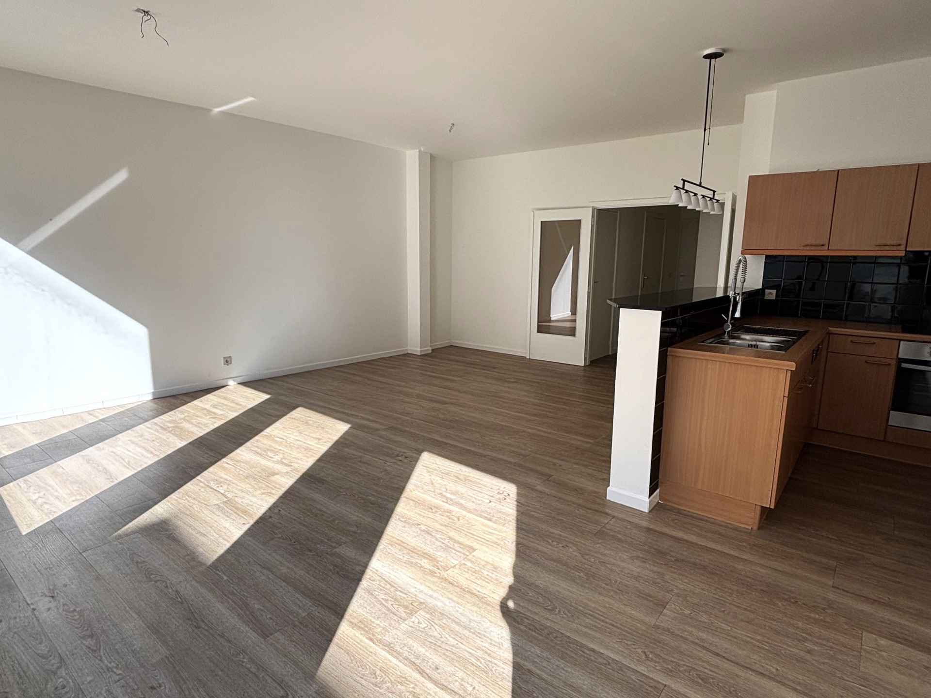 ruim tweeslaapkamer appartement in hartje Antwerpen - foto 2