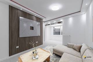 Op de Herentalsebaan is het strategisch wonen met alle voorzieningen vlakbij: winkels, scholen en openbaar vervoer op wandelafstand. Dankzij de...