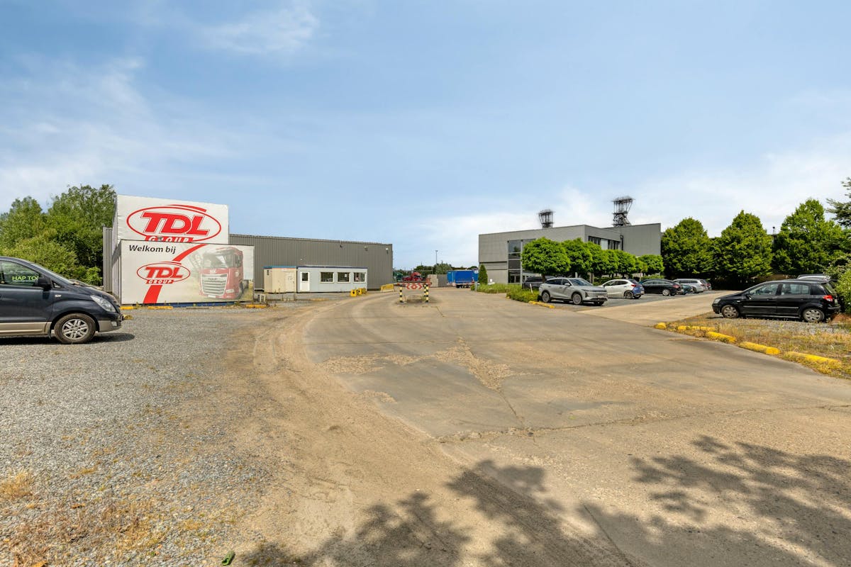 Multifunctionele logistieke site te huur in Centrum-Zuid Houthalen - foto 4