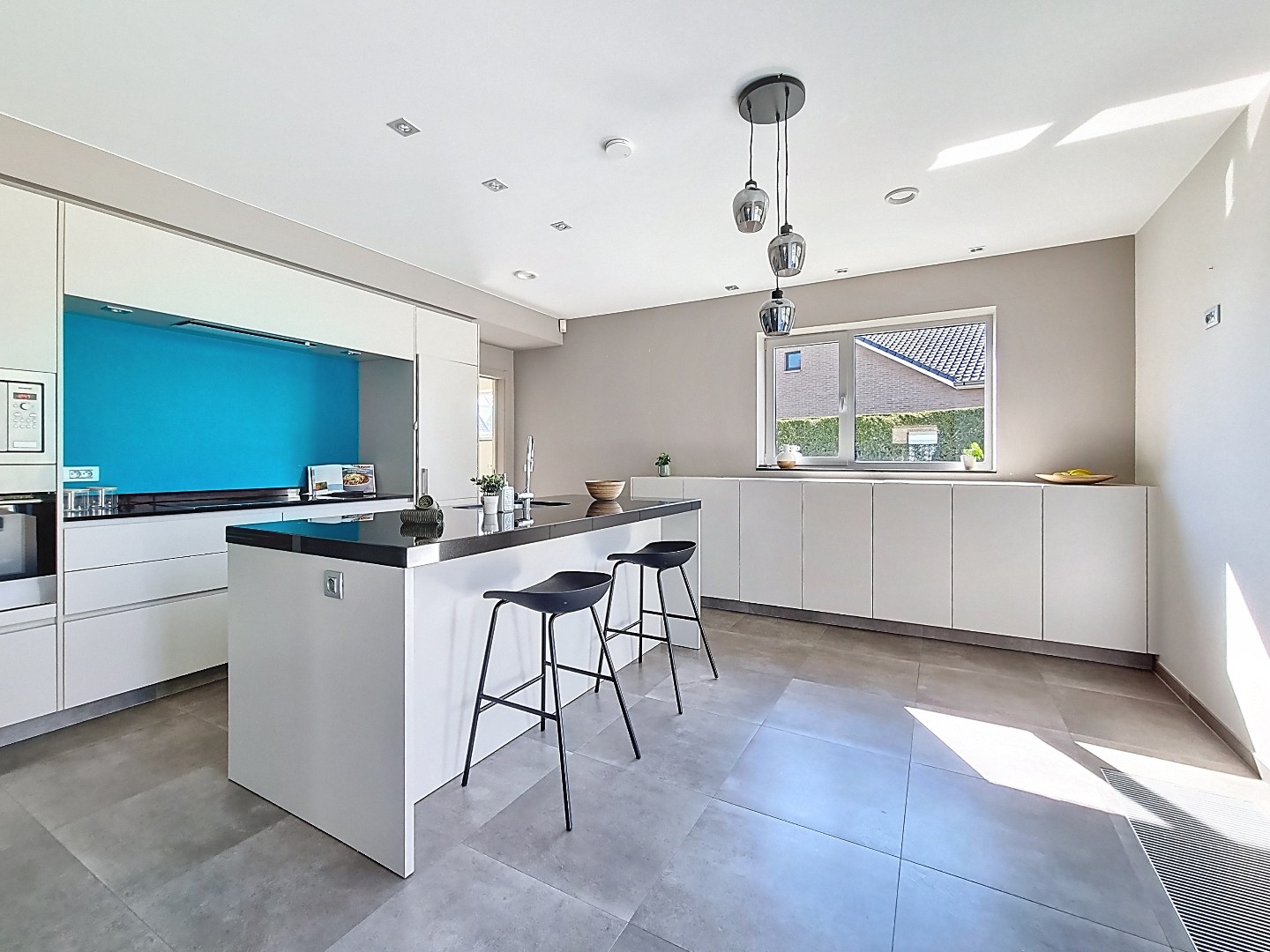 Stijlvolle, moderne villa in doodlopende straat. - foto 5