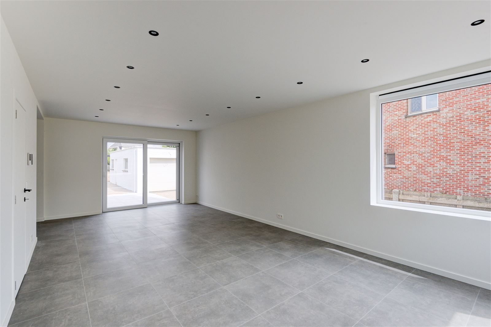 Instapklare woning met 4 slaapkamers en garage - foto 5