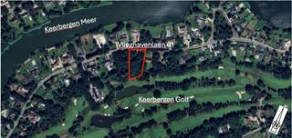 Unieke bouwgrond van 3.212 m2 met prachtig zuiderzicht op het golfterrein van Keerbergen.<br /><br /><strong>Bijzonderheden:</strong>
<ul>
<li>Vrijstaande bebouwing met rechtstreeks zicht op de golfterreinen.</li>
<li>Eén van de laatste van dit type beschikbaar.</li>
<li>Breedte: 45,22 meter.</li>
<li>Verkaveling ‘Golf en Meer’.</li>
<li>Zuid oriëntatie.</li>
</ul>