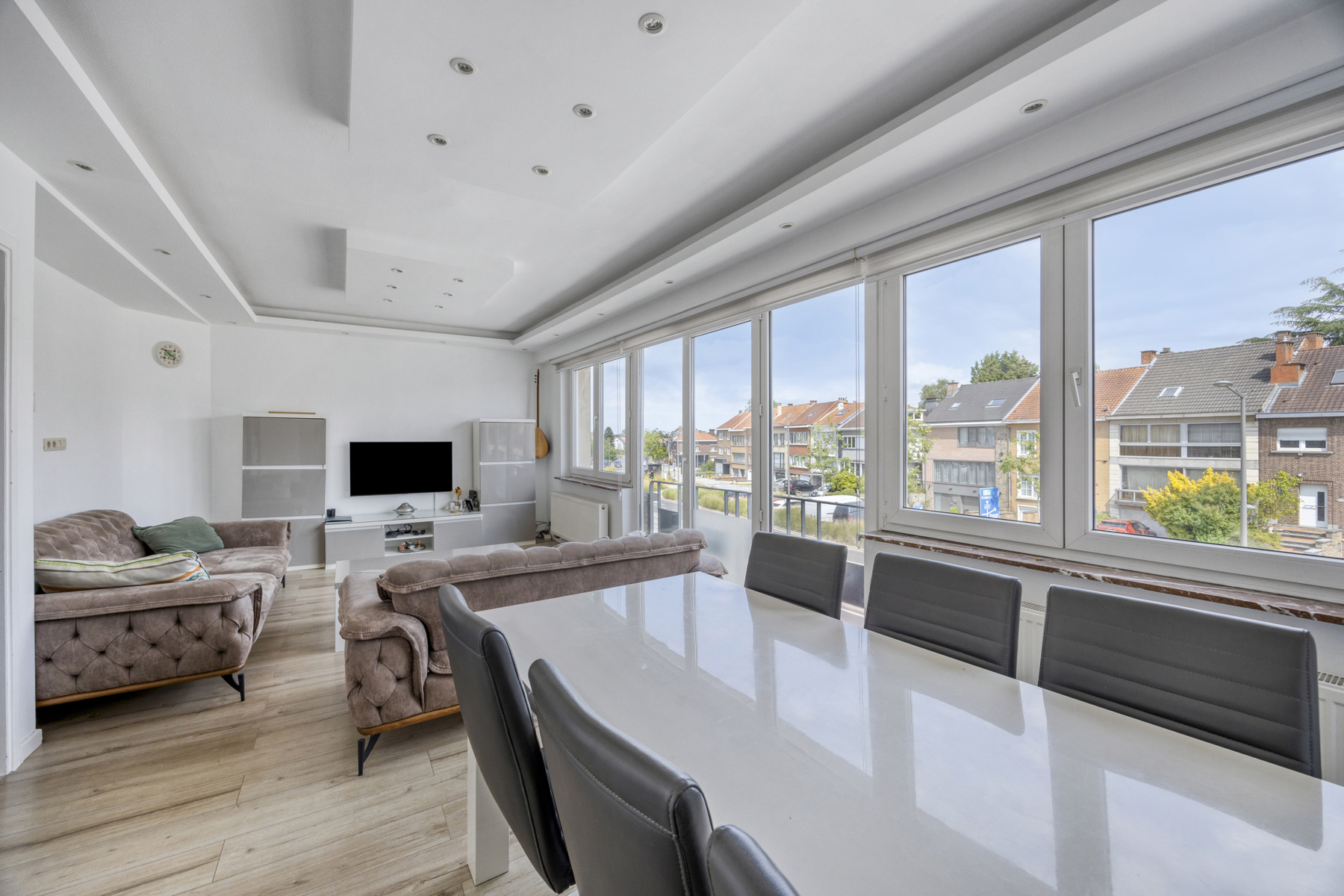 Instapklare duplex met 4 slaapkamers in Strombeek-Bever - foto 1