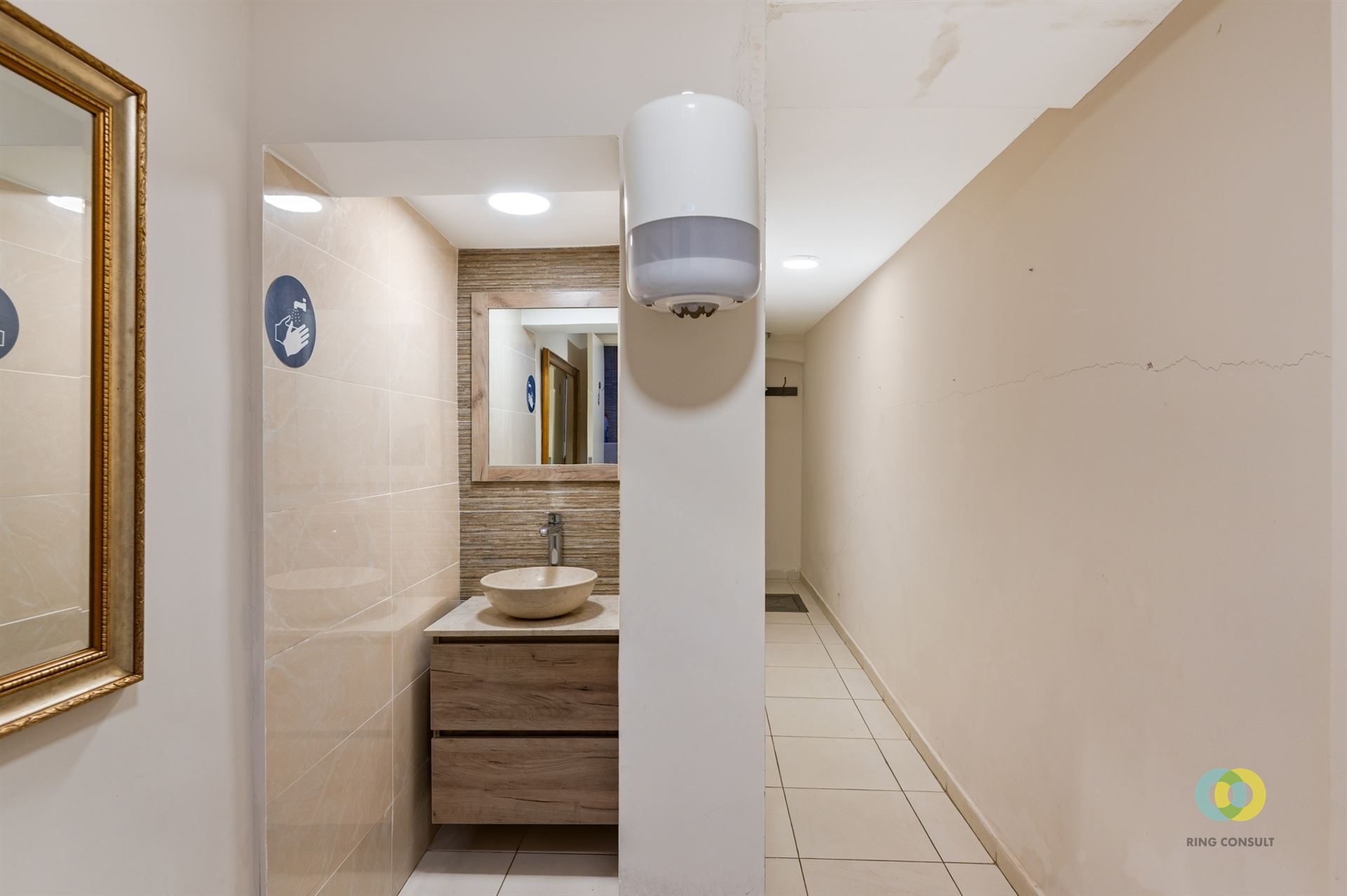 gebouw voor gemengd gebruik - foto 5