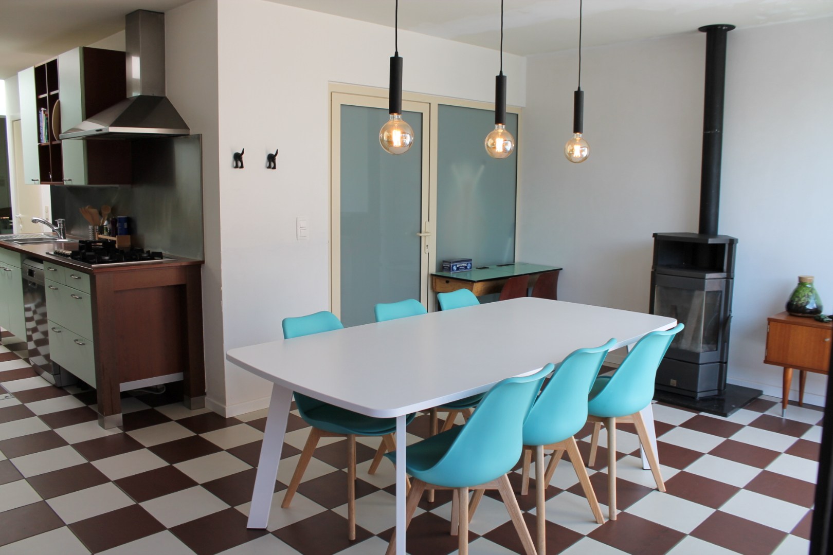 Ruime hedendaagse gezinswoning met 4 slaapkamers op gunstige ligging! - foto 5