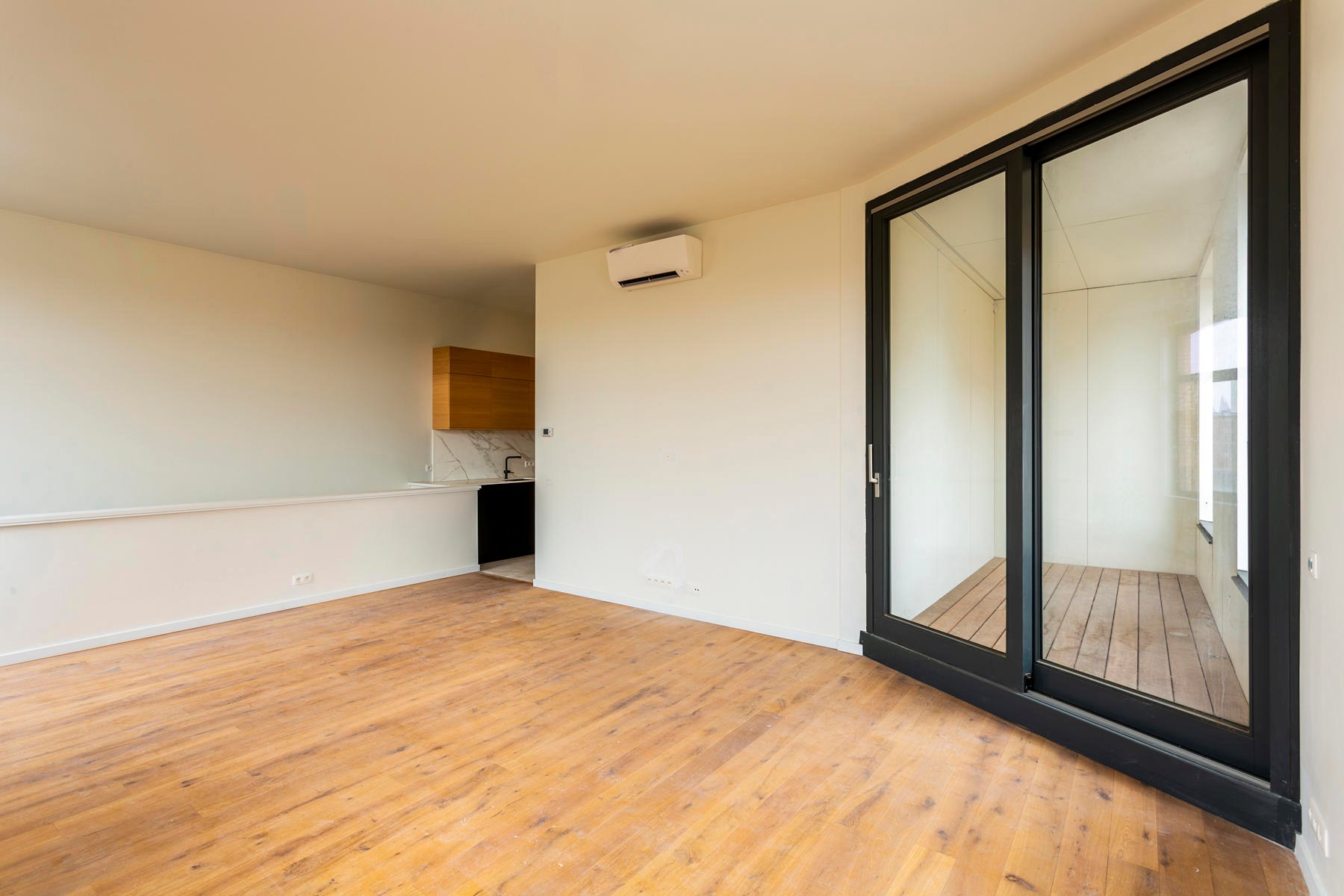 Appartement à louer à Anvers avec 2 chambres - photo 4