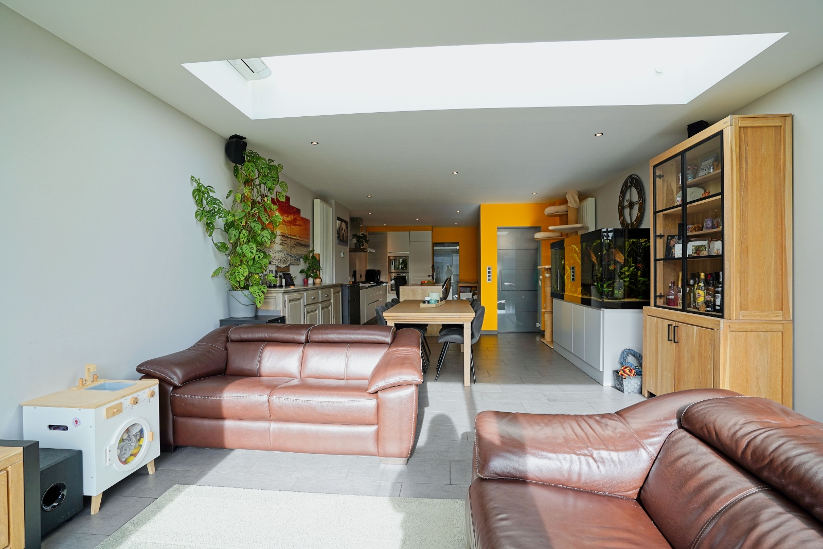 Instapklare woning met 3 slaapkamers, tuin, bergruimte en EPC-label A! - foto 2