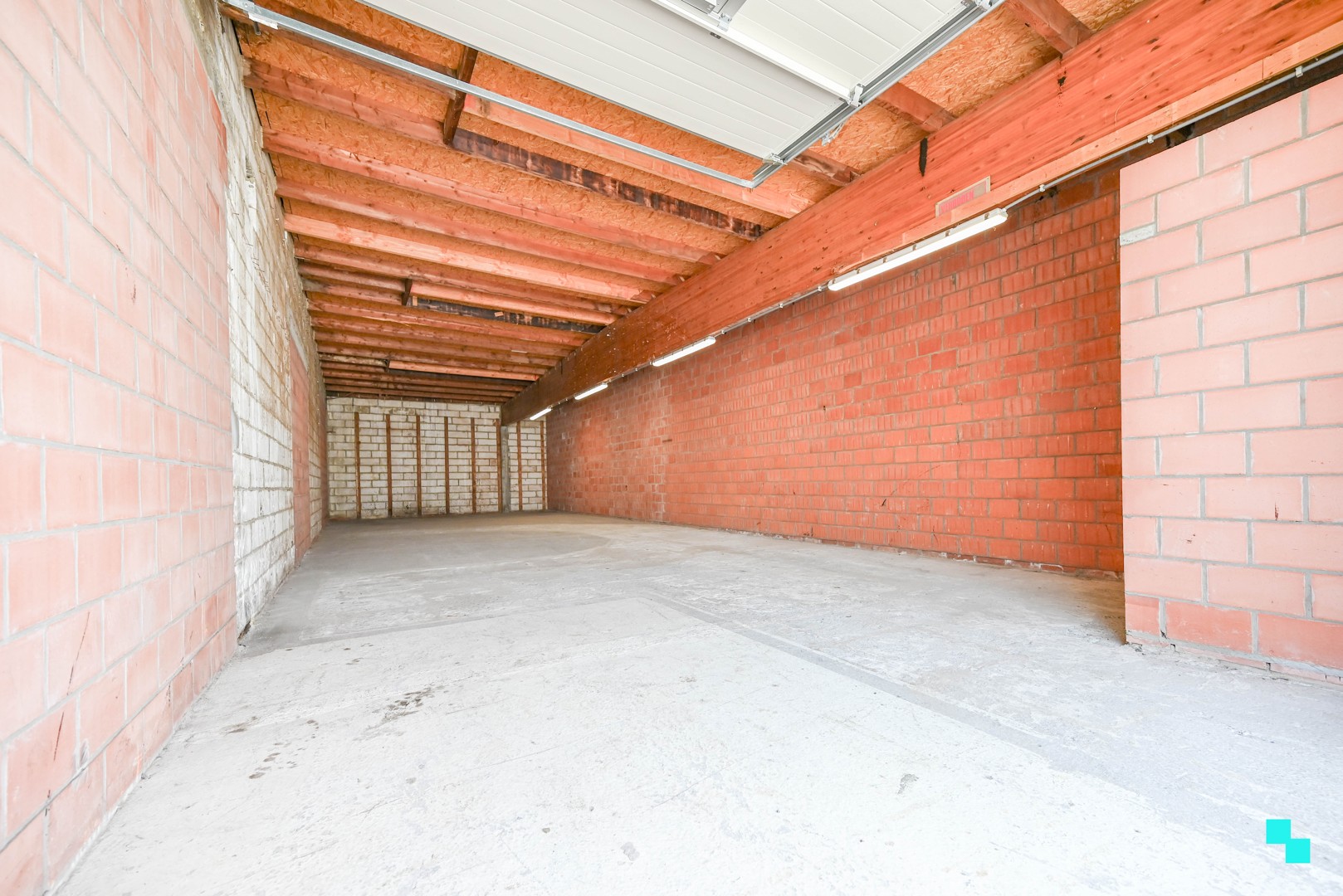 Loods van ca. 105 m² op goede locatie in Ledegem - foto 4