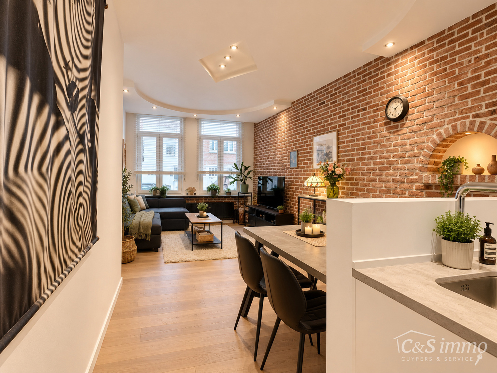 Sfeervol appartement met karaktervolle leefruimte en ruim terras - foto 4
