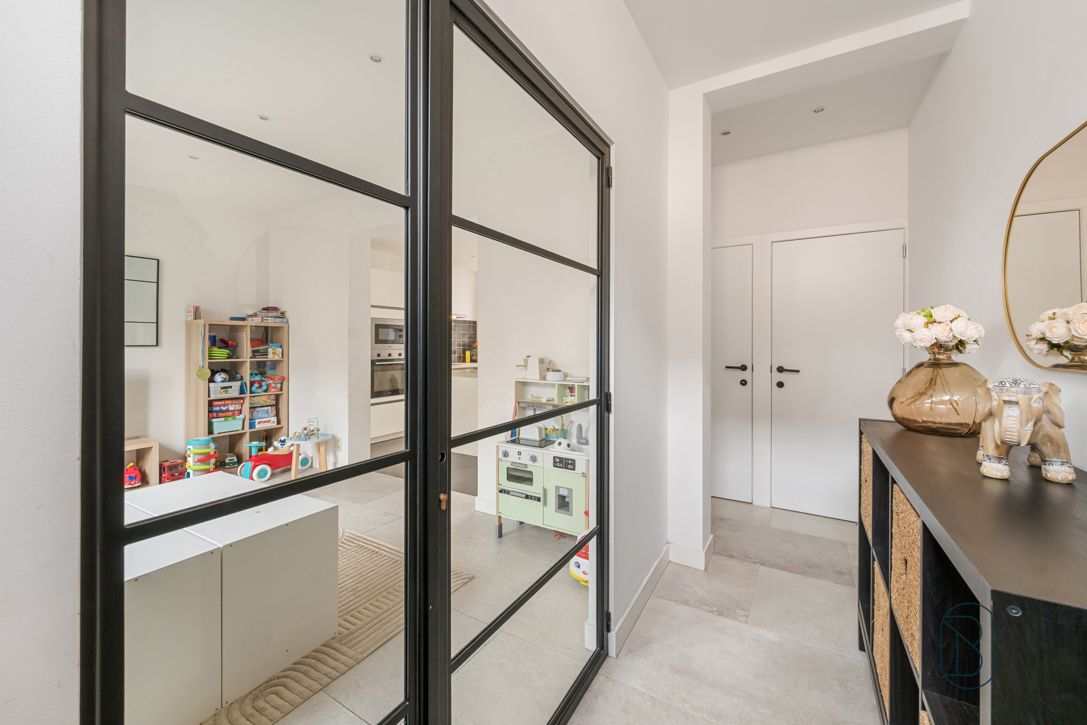 Mooi gerenoveerde woning met zicht op de Kluisberg - foto 3