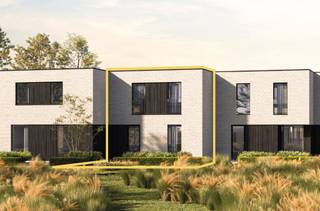 Deze halfopen moderne nieuwbouwwoning (lot 14) wordt gerealiseerd in een residentiële omgeving aan een nieuwe invalsweg van de Warandestraat.De...