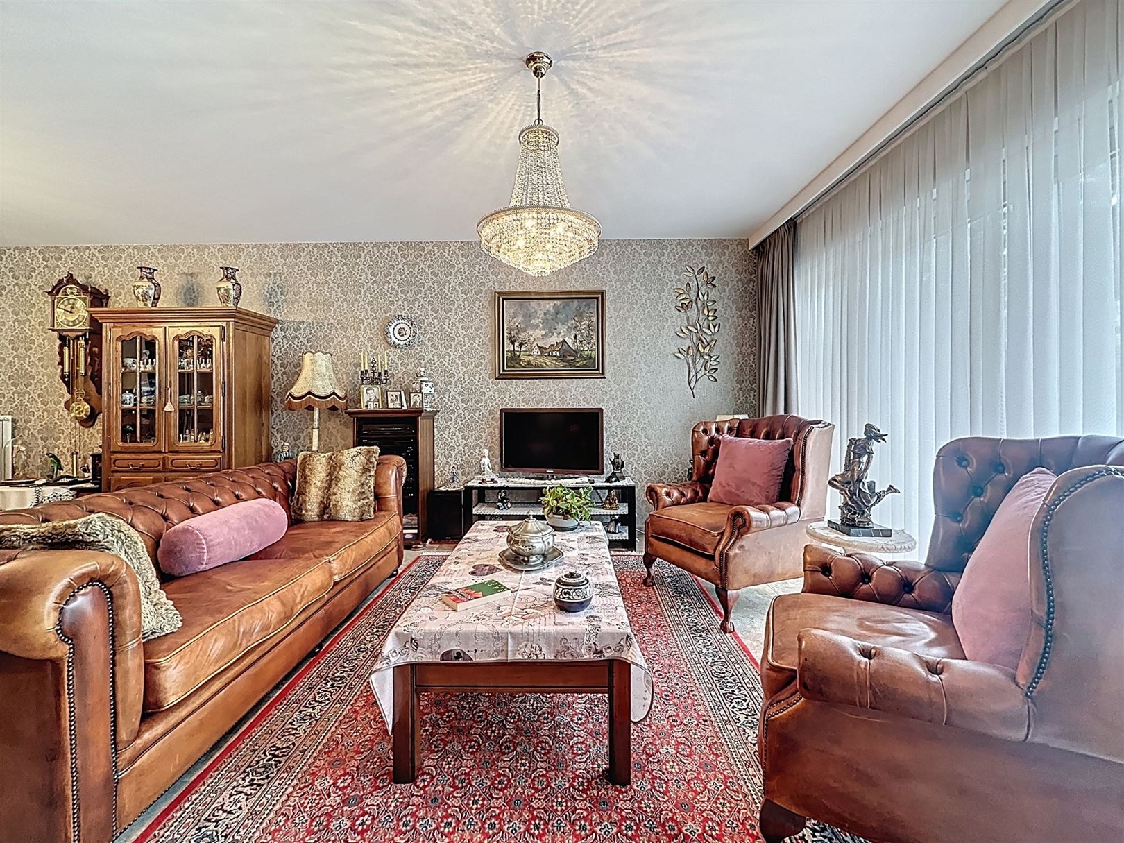 Ruim appartement met lift nabij centrum - foto 4