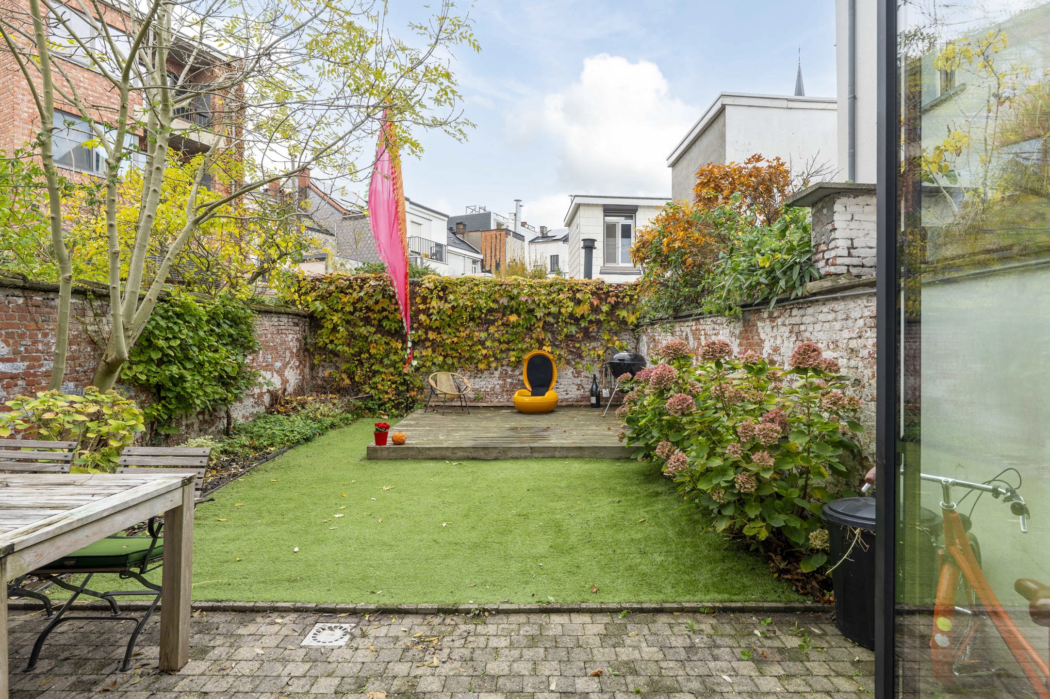 Gerenoveerd herenhuis met tuin aan het hippe Zurenborg - foto 5