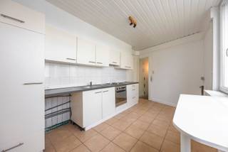 Reserveer uw tijdslot en kom langs tijdens het bezoekmoment op zaterdag 20/12 tussen 10u30 en 12u!Deze te renoveren woning biedt een ruime inpandige...