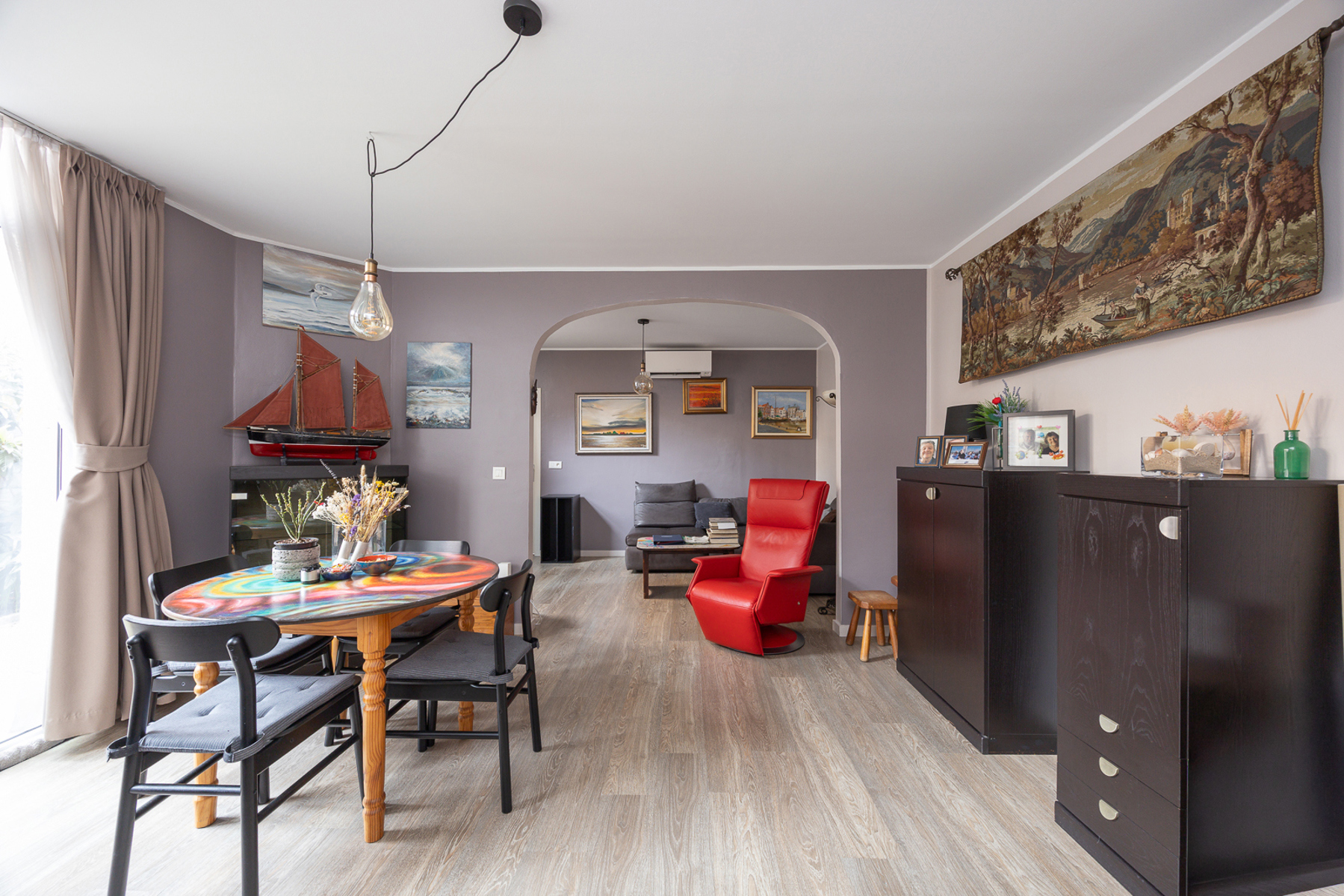 Ruim 2-slaapkamerappartement met magazijn - foto 2