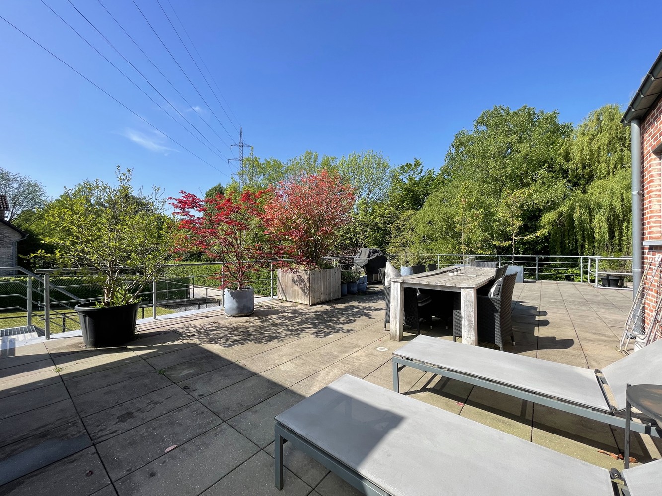 Halfopen bebouwing bestaande uit polyvalent gelijkvloers met woonst - foto 4