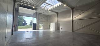 Nieuwe KMO-unit, vlak bij Leuven, rustig gelegen, maar erg vlot bereikbaar.Oppervlakte 198 m² (12 m x 16,5 m) met een vrije hoogte van 6 meter. Deze...