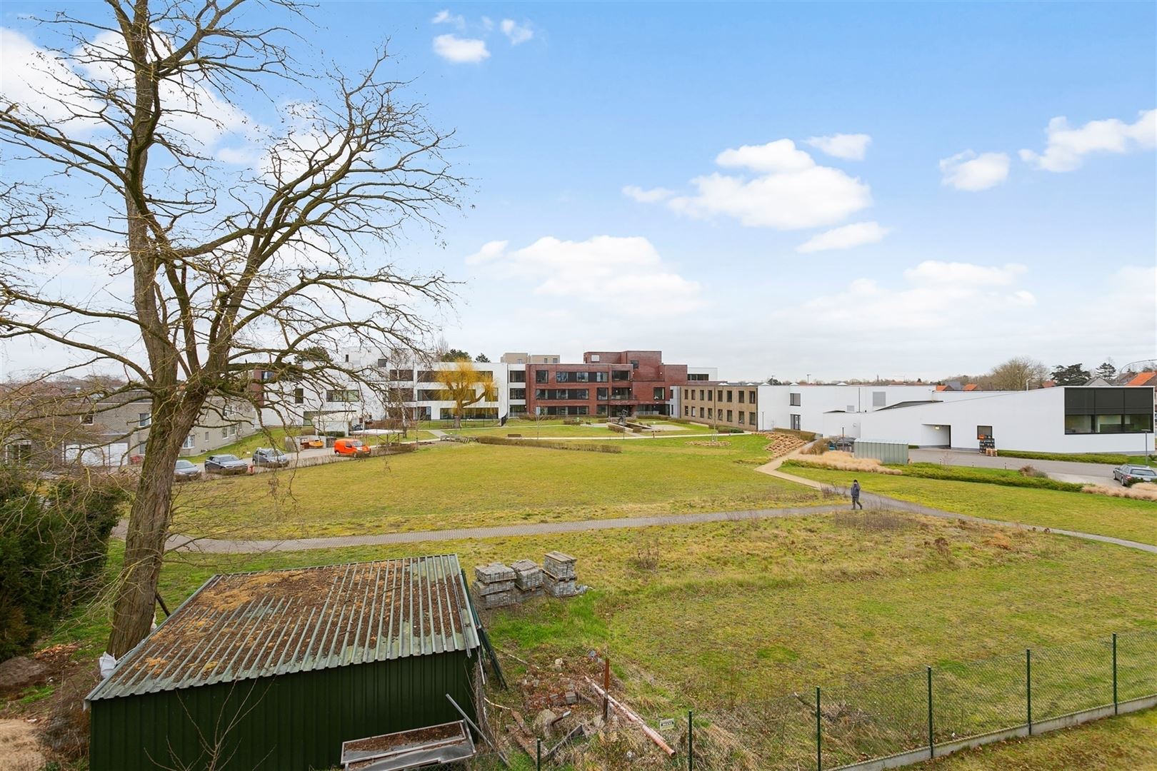 PENTHOUSE HOEK APPARTEMENT MET 2 SLK, BERGING & GARAGE - foto 4