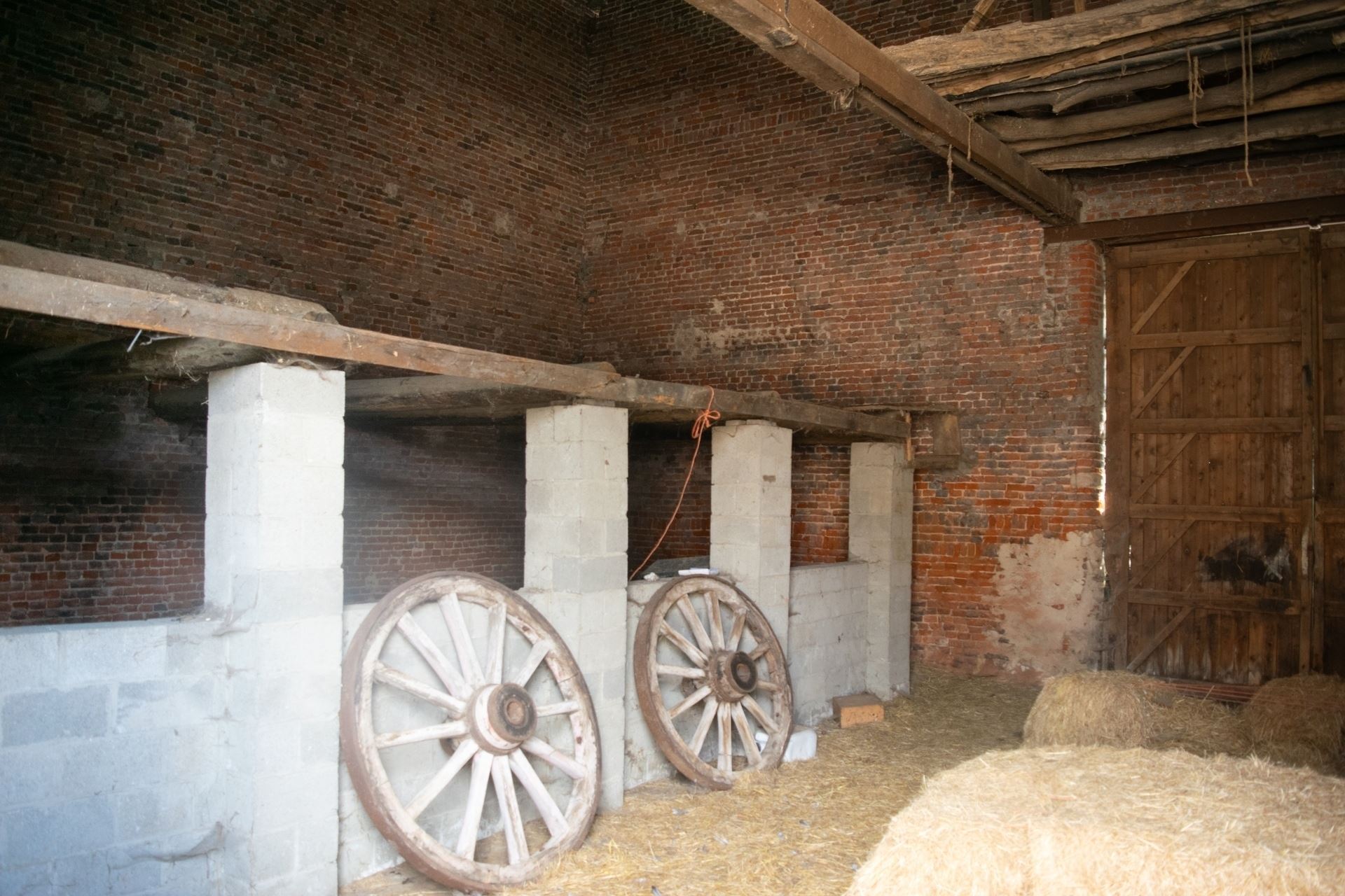 Boerderij met binnenplaats gekend als Prins Kardinaalhoeve - foto 4