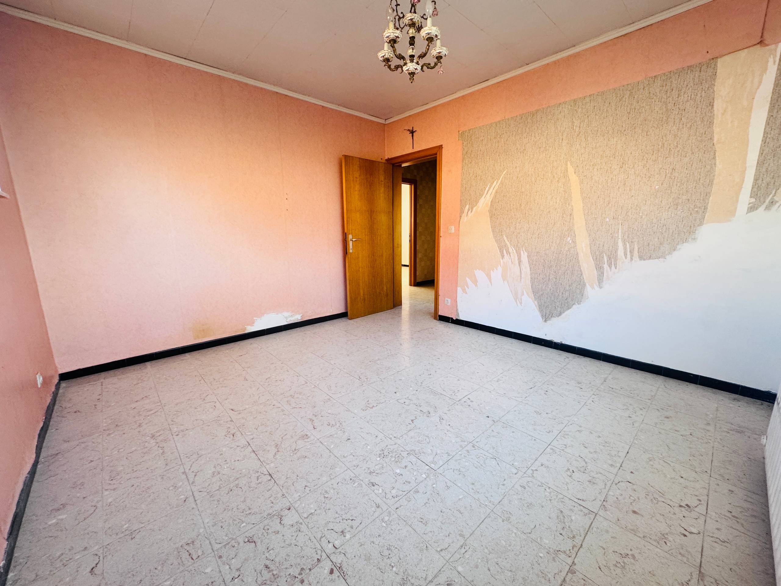 Ledegem - Rustig gelegen woning met garage + magazijn (72m²) - foto 5