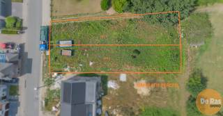 LEDE – Unieke bouwgrond, halfopen bebouwing, in landelijke omgeving.Mooie bouwgrond, 510m², tot het oprichten van een halfopen bebouwing, in een...