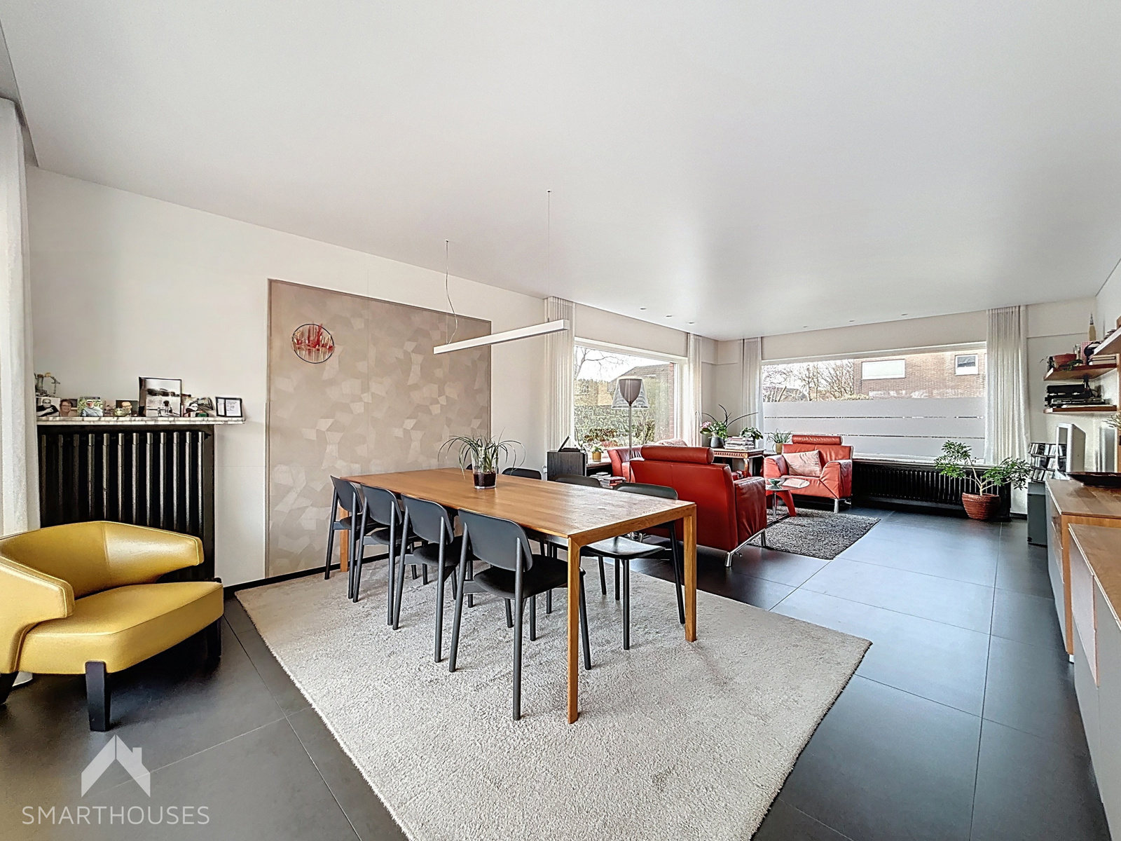 Ruime alleenstaande woning met 4 slpks, bureel en garage  - foto 5